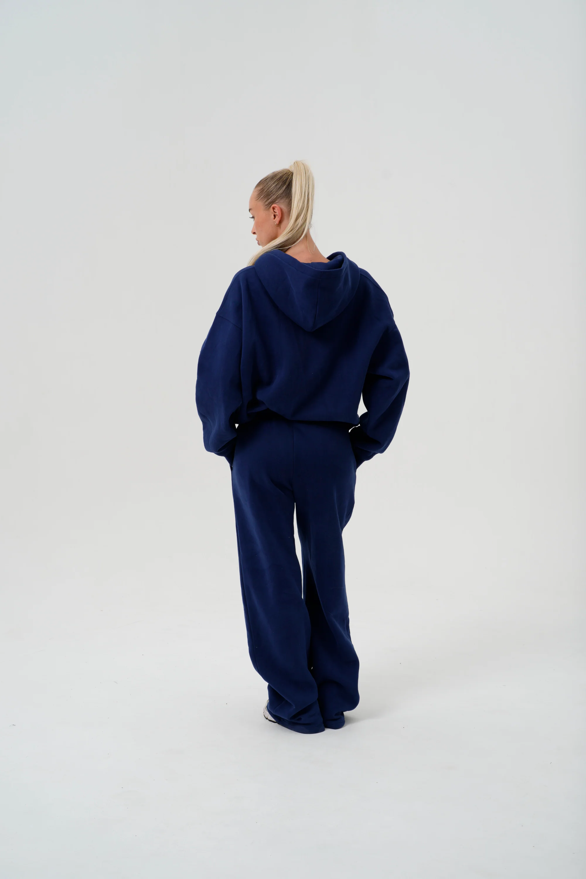 Navy Ultimate Zippy - Image 4